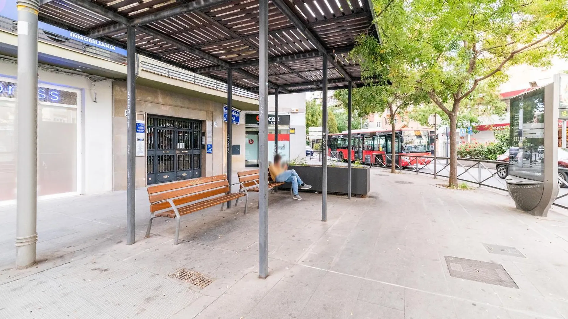 Apartamento Neptuno Atico, Con Terraza Granada