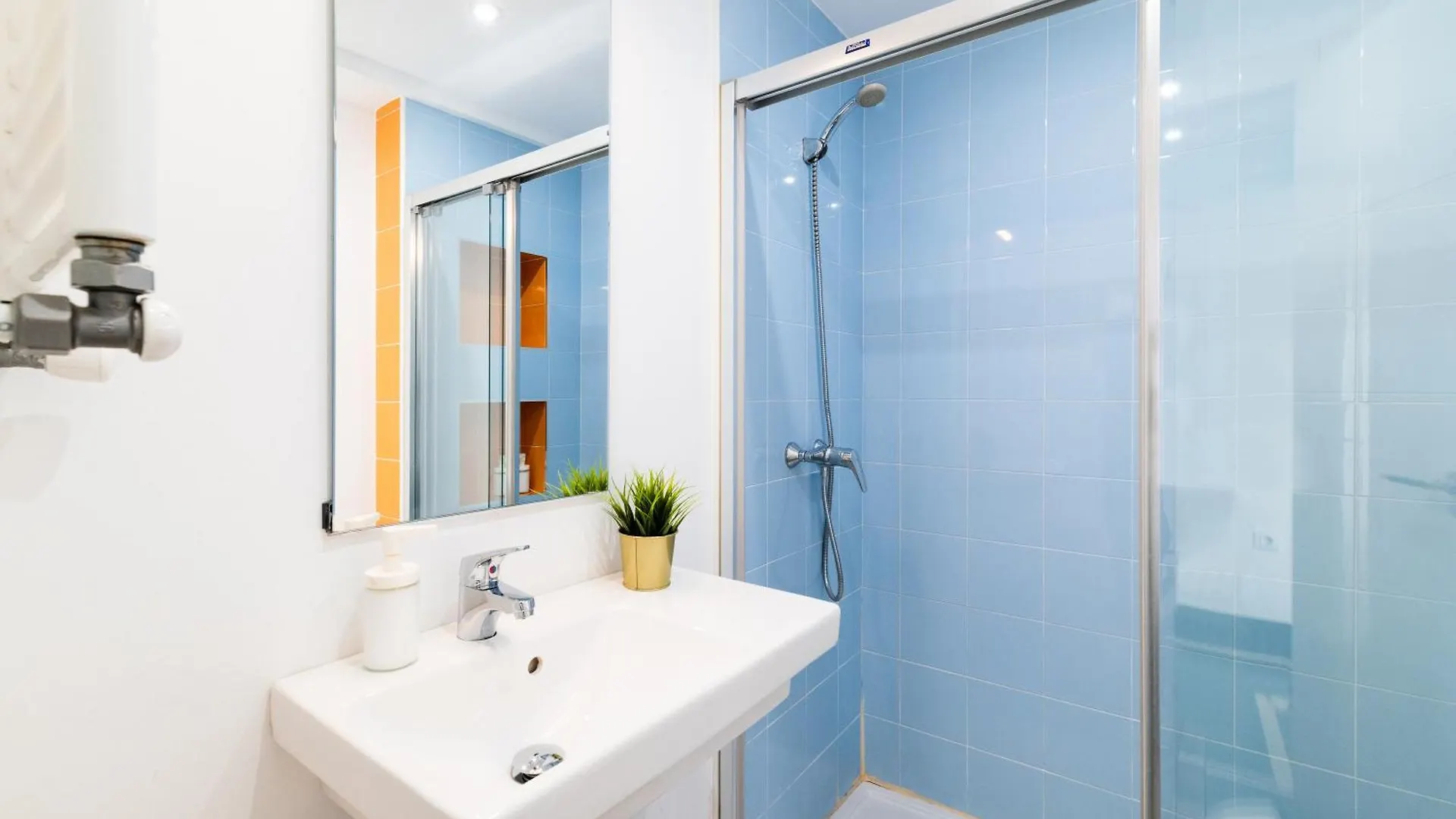Apartamento Neptuno Atico, Con Terraza Granada