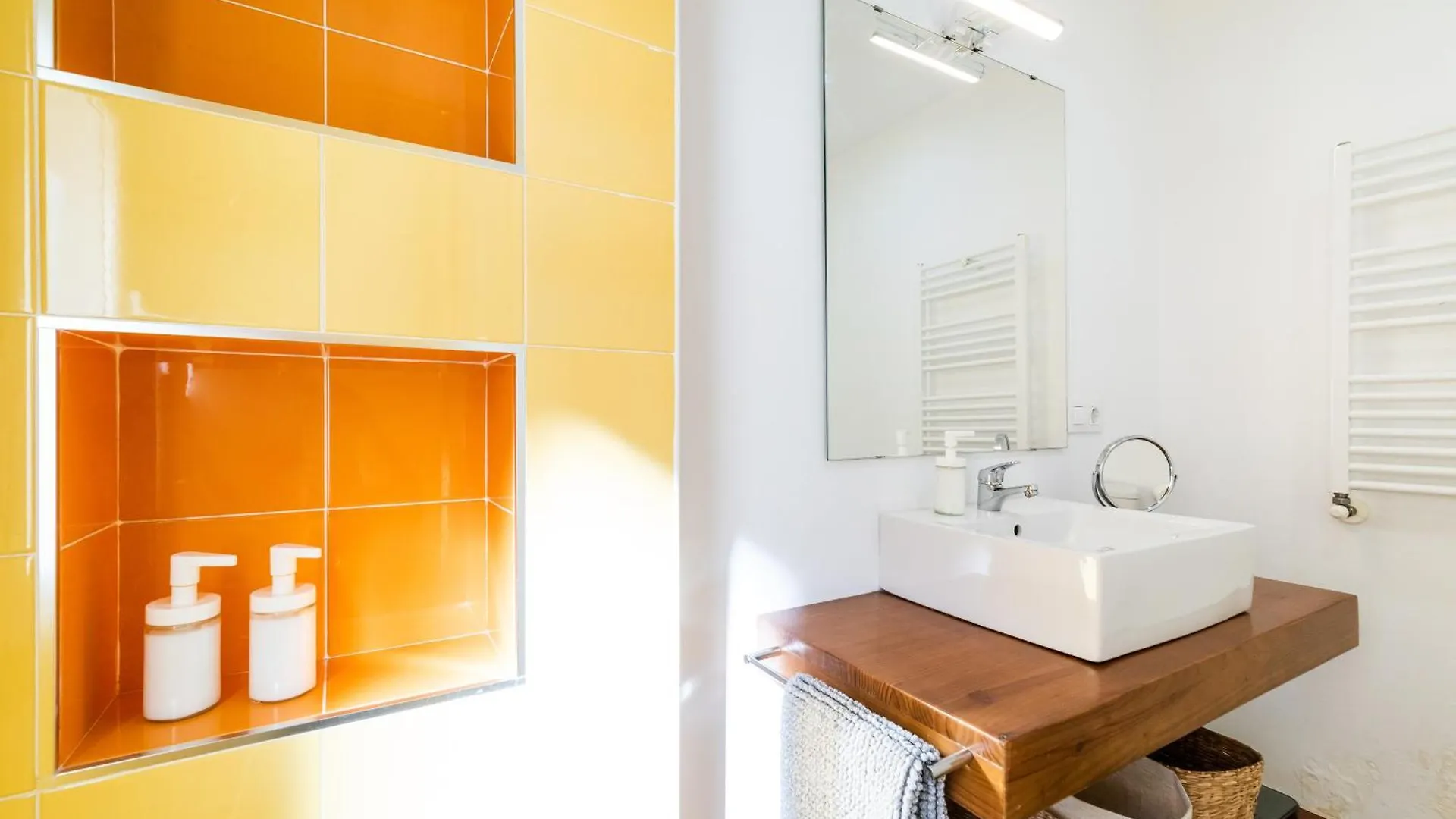 Apartamento Neptuno Atico, Con Terraza Granada