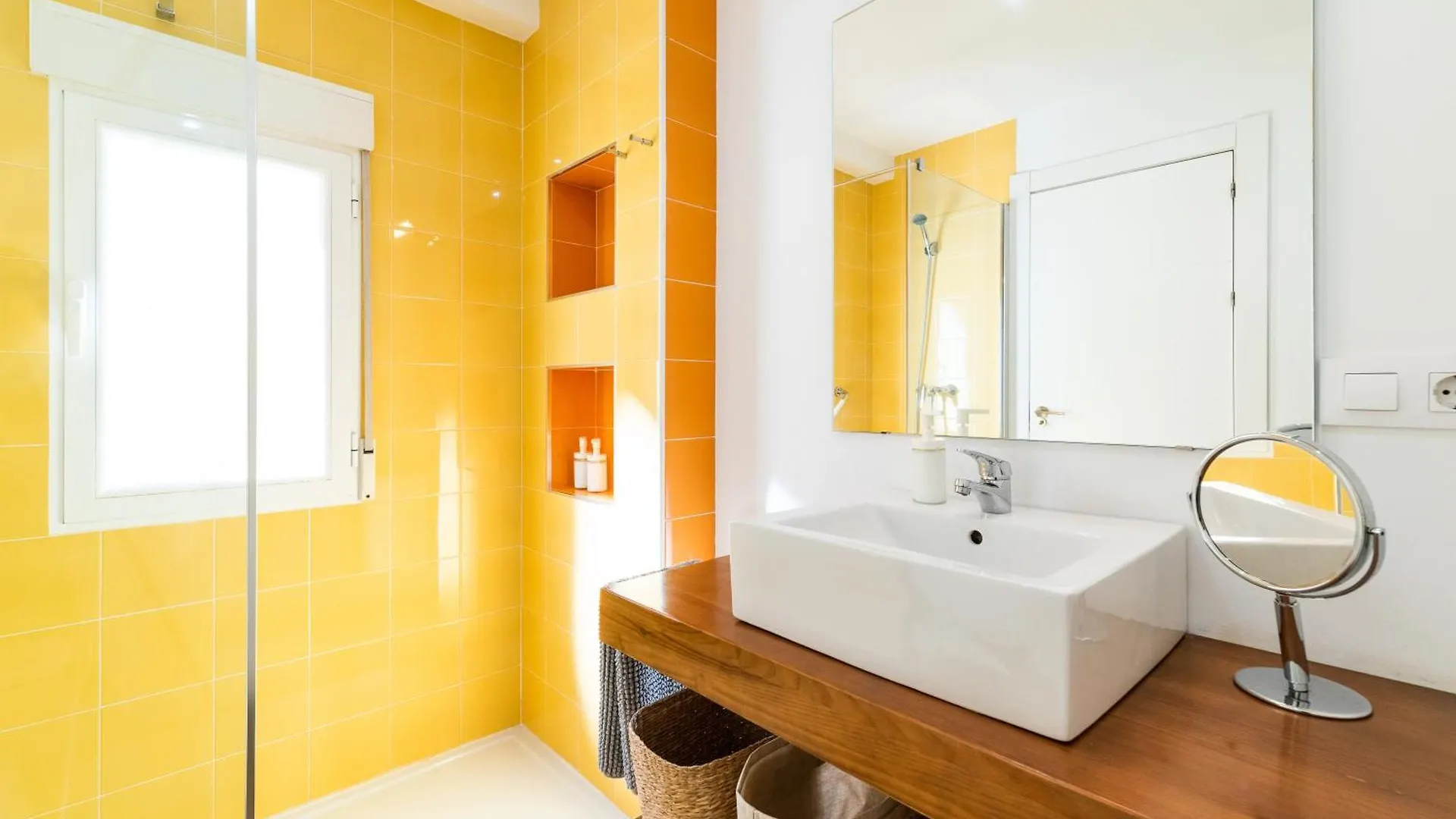 Apartamento Neptuno Atico, Con Terraza Granada 0*,  España