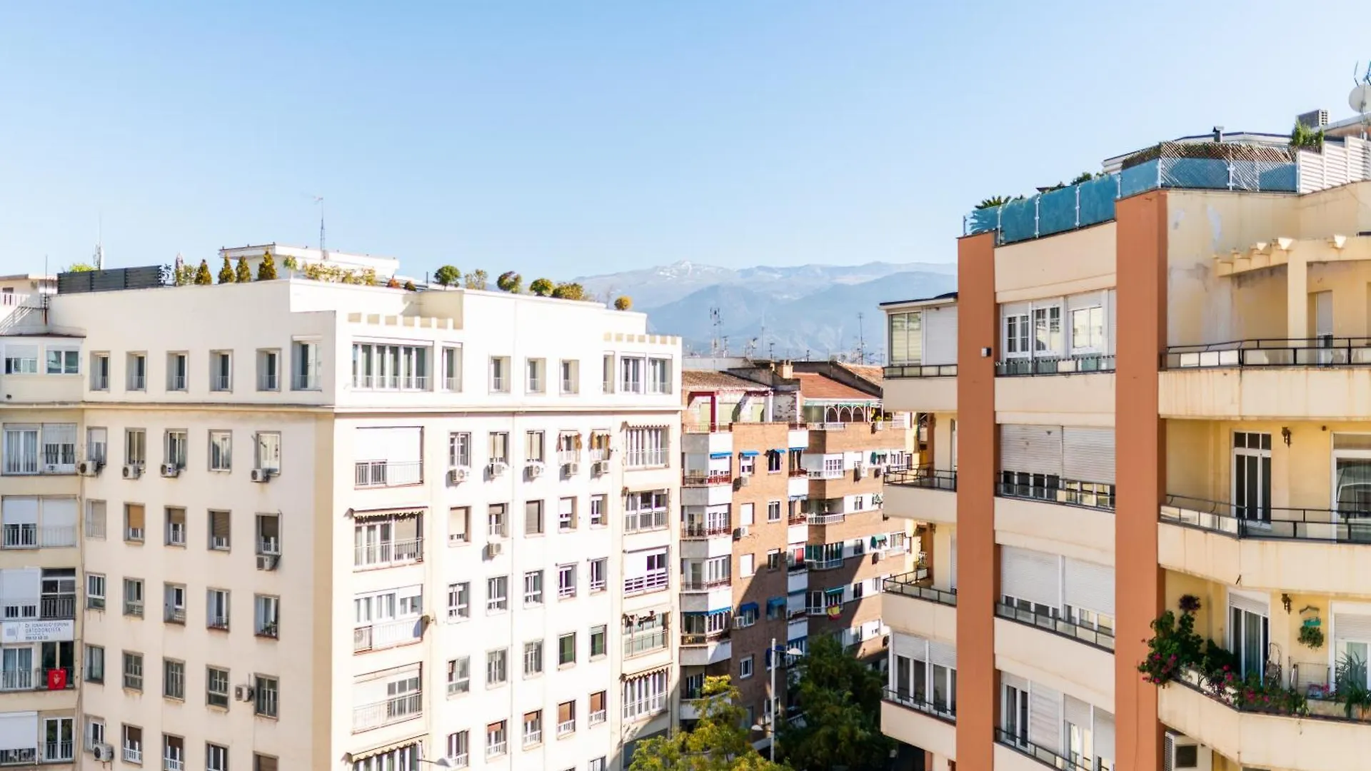 Apartamento Neptuno Atico, Con Terraza Granada España